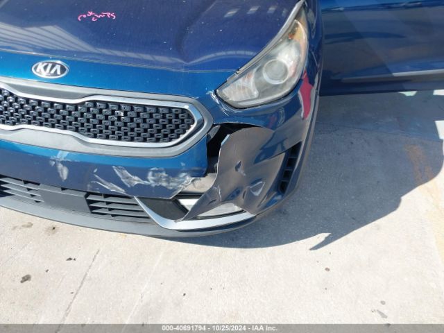 KNDCB3LC4J5108561 KIA NIRO LX