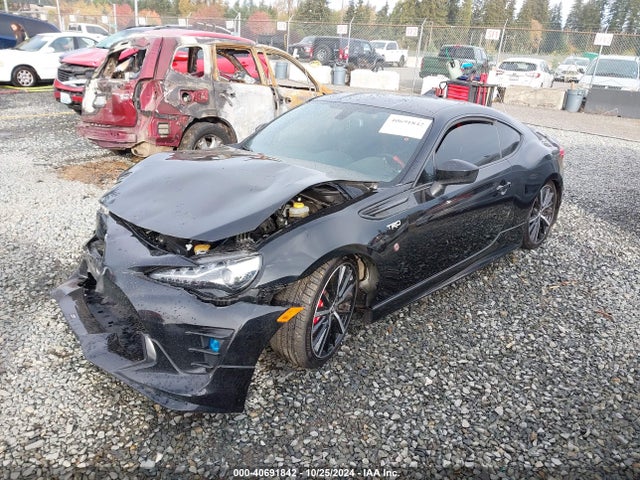 Toyota 86 Trd Se 2019 JF1ZNAE13K9701765 Image 2