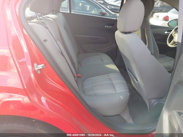 Chevrolet Sonic Lt Auto 2015 1G1JC5SH9F4135290 Image 8
