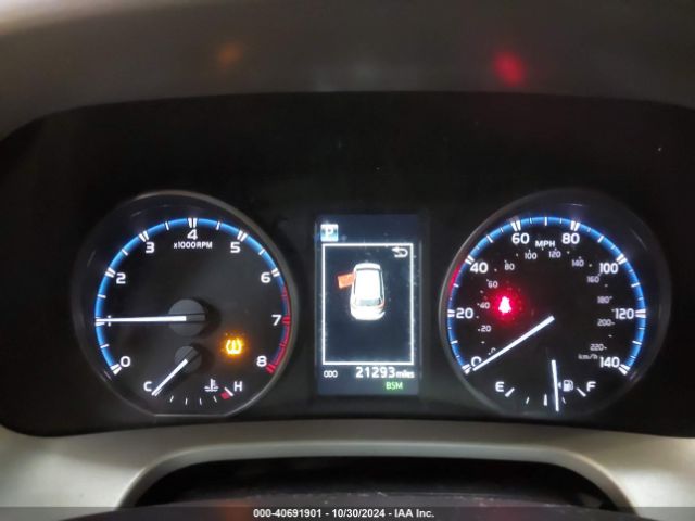 2T3RFREV9JW771424 Toyota Rav4 Adventure/xle