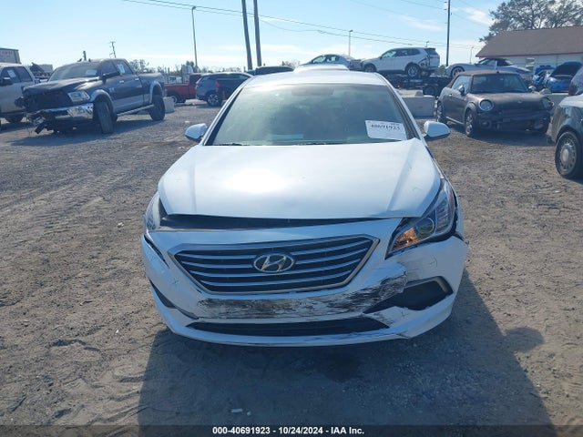 Hyundai SONATA SE 2016 5NPE24AF5GH289142 Image 6