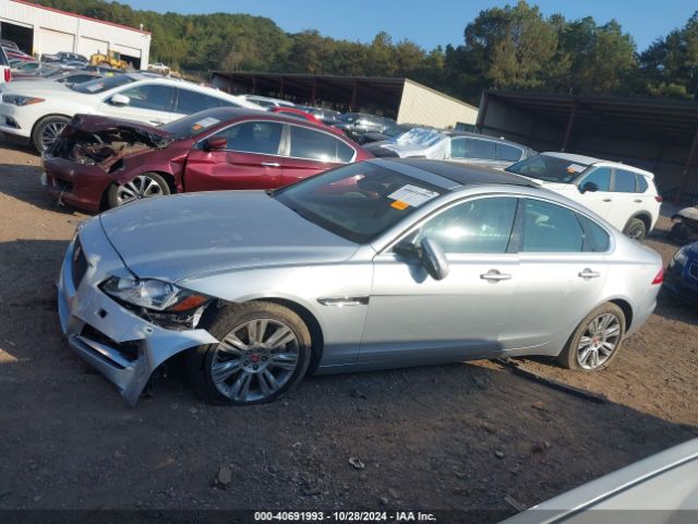 SAJBD4BV5HCY46665 Jaguar Xf 35t Premium