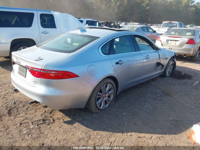 SAJBD4BV5HCY46665 Jaguar Xf 35t Premium