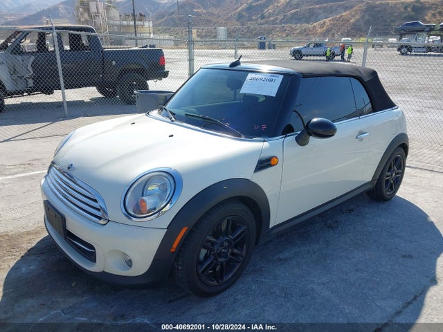 2013 MINI CONVERTIBLE WMWZN3C51DT569085 Photo 1