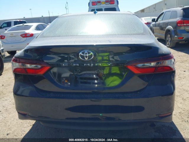 4T1C11AK7NU663660 Toyota CAMRY LE