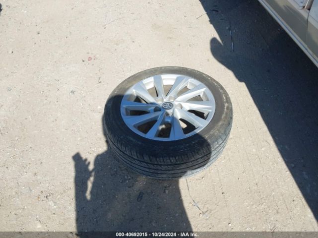 4T1C11AK7NU663660 Toyota CAMRY LE