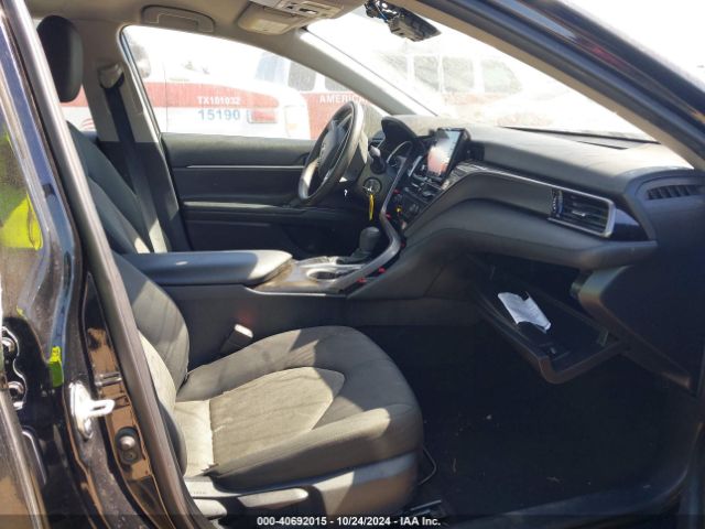 4T1C11AK7NU663660 Toyota CAMRY LE