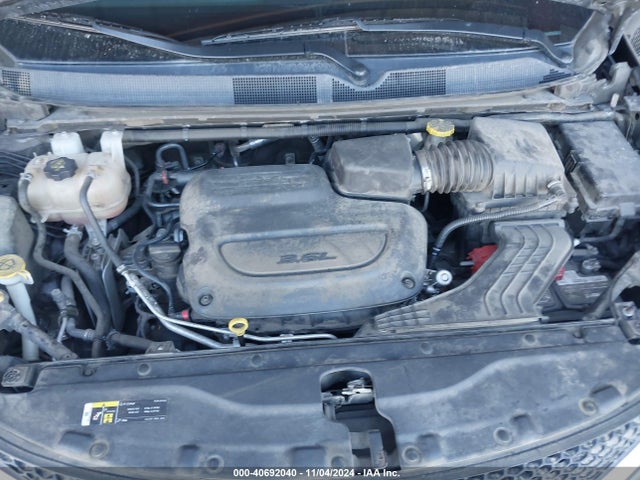 2C4RC1CG9MR560172 Chrysler Voyager Lx