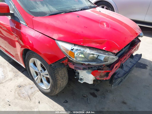 Ford FOCUS SE 2015 1FADP3F22FL240431 Image 15