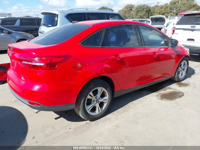 Ford FOCUS SE 2015 1FADP3F22FL240431 Image 4
