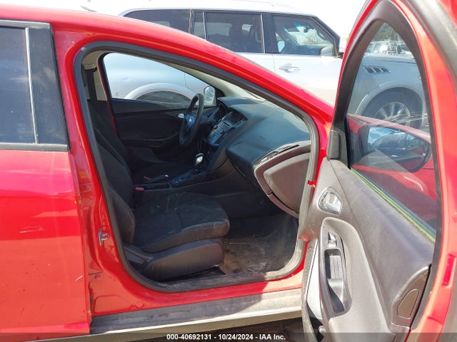 Ford FOCUS SE 2015 1FADP3F22FL240431 Image 5