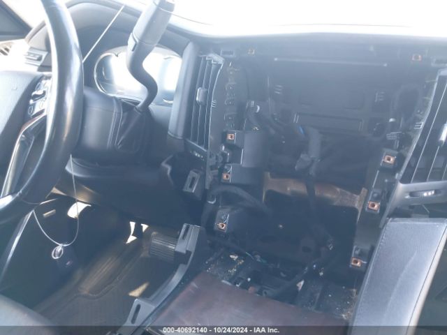 1GYS4HKJ2GR206101 Cadillac Escalade Esv Luxury Collection