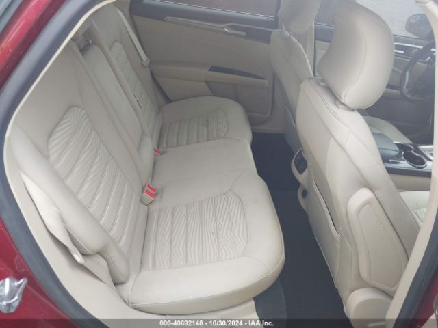 3FA6P0H79GR121228 Ford FUSION SE