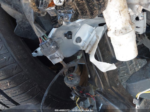 JA4AZ3A36GZ040863 Mitsubishi Outlander Es
