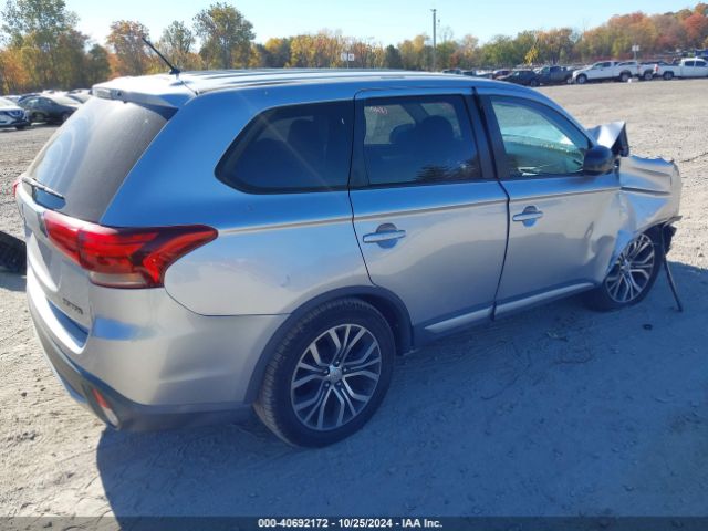 2016 MITSUBISHI OUTLANDER JA4AZ3A36GZ040863 Photo 3