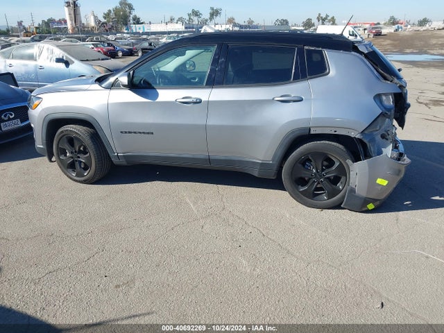3C4NJCBB1KT706760 Jeep Compass Altitude Fwd