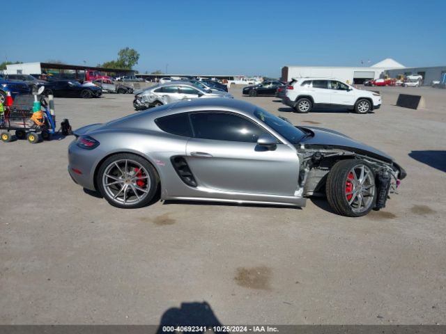 WP0AB2A83HK285257 Porsche 718 Cayman S
