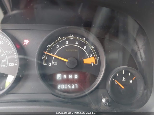 1C4NJPBB8FD326057 Jeep Patriot Sport