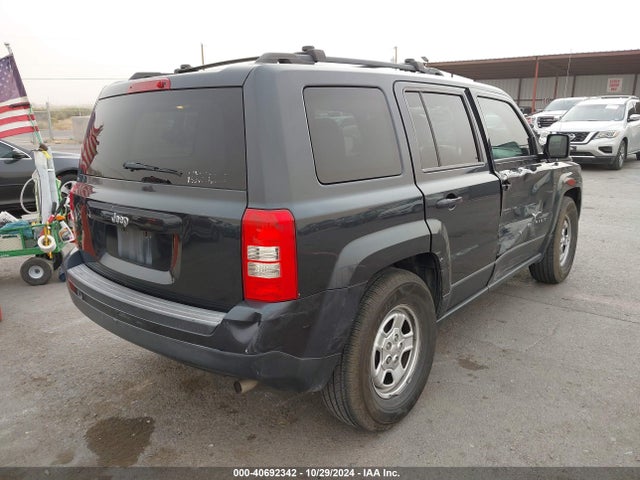 1C4NJPBB8FD326057 Jeep Patriot Sport