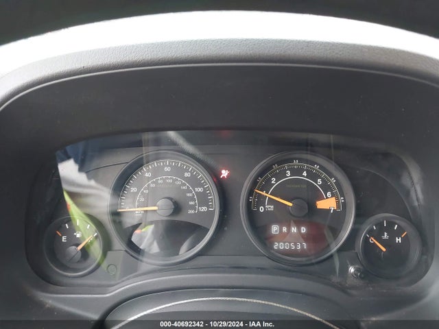 1C4NJPBB8FD326057 Jeep Patriot Sport