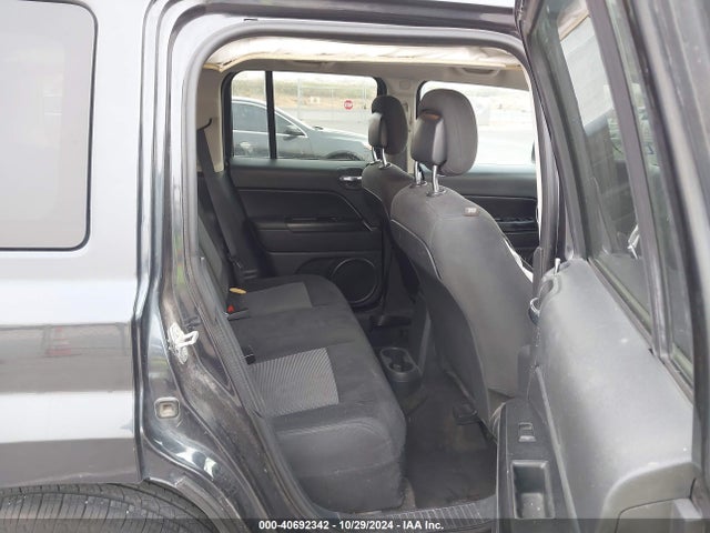 1C4NJPBB8FD326057 Jeep Patriot Sport