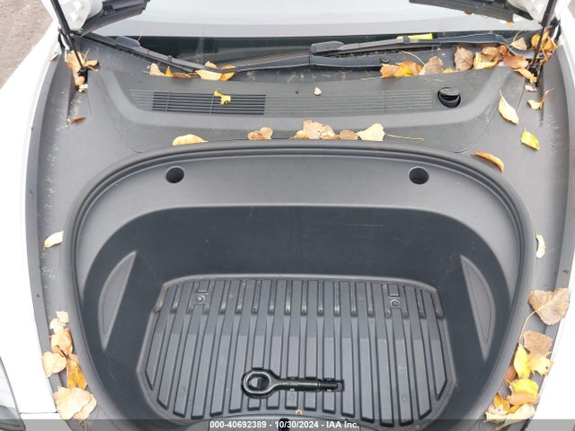 2022 TESLA MODEL 3 5YJ3E1EB4NF152435 Photo 9