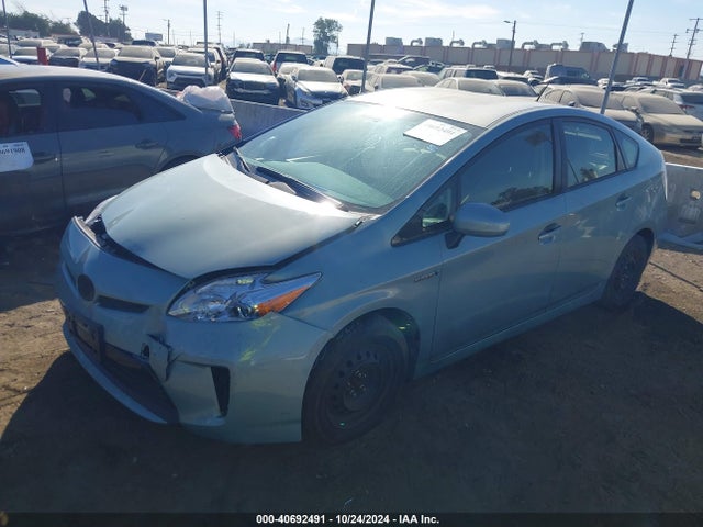 Toyota Prius Two 2015 JTDKN3DU2F1920191 Image 2