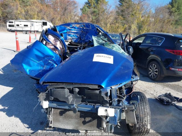 JA4AP3AU2HZ028421 Mitsubishi Outlander Sport 2.0 Le