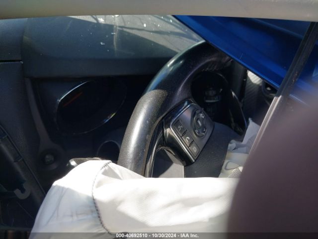 JA4AP3AU2HZ028421 Mitsubishi Outlander Sport 2.0 Le