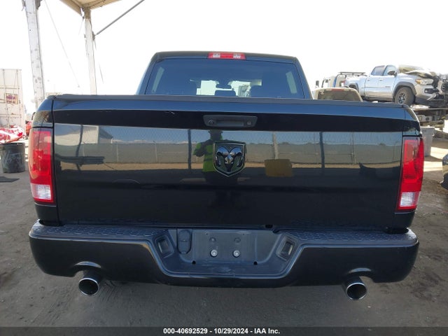 RAM 1500 Express  4x2 5'7 Box 2017 3C6RR6KT1HG765045 Image 16