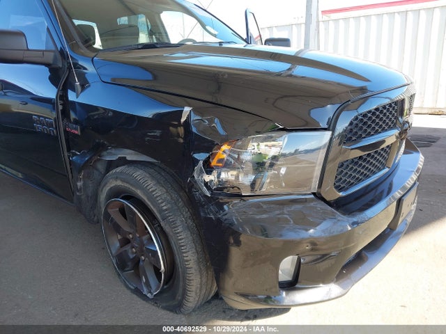 3C6RR6KT1HG765045 RAM 1500 Express  4x2 5'7 Box