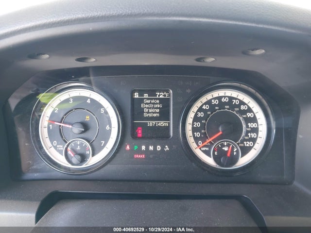 3C6RR6KT1HG765045 RAM 1500 Express  4x2 5'7 Box