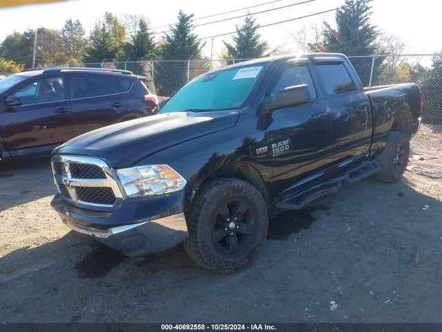 1C6RR7TT9KS516903 RAM 1500 Classic Slt  4x4 6'4 Box
