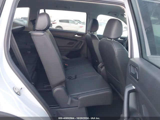 3VV3B7AX0JM208813 Volkswagen Tiguan 2.0t Se/2.0t Sel