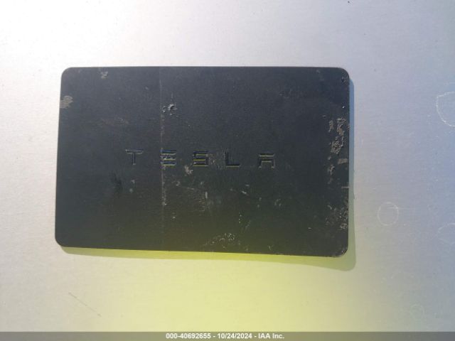 5YJ3E1EA6KF485190 Tesla MODEL 3