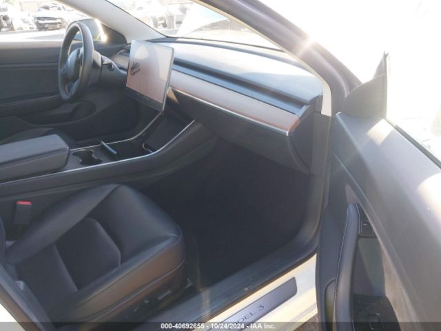 5YJ3E1EA6KF485190 Tesla MODEL 3
