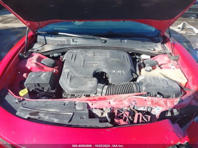 2C3CDXBG5JH110225 Dodge Charger Sxt Rwd