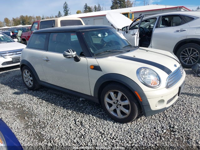 2007 MINI COOPER WMWMF33557TT54045 Photo 0