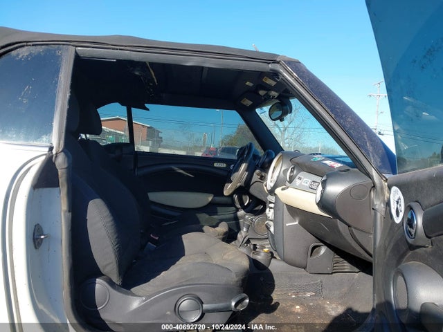 2009 MINI COOPER WMWMR33579TU96424 Photo 4