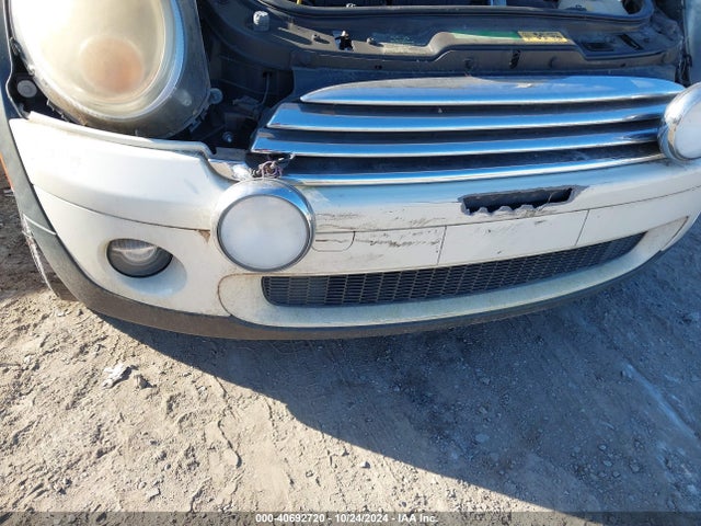 2009 MINI COOPER WMWMR33579TU96424 Photo 5