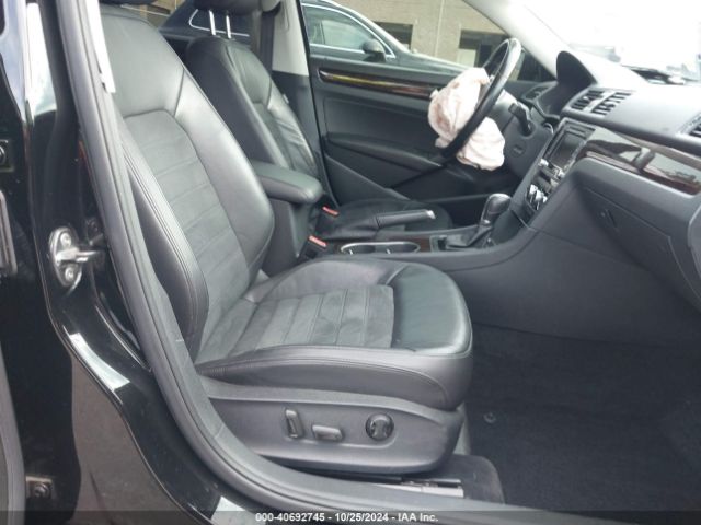 1VWCT7A30EC070347 Volkswagen Passat 1.8t Sel Premium