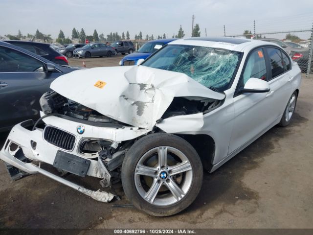 WBA3B1C5XEP679811 BMW 320i