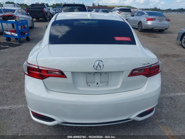 19UDE2F77JA008984 Acura Ilx Premium Package/technology Plus Package