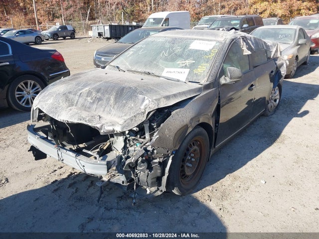 Chevrolet Cruze Ls Auto 2014 1G1PA5SH8E7224362 Image 2