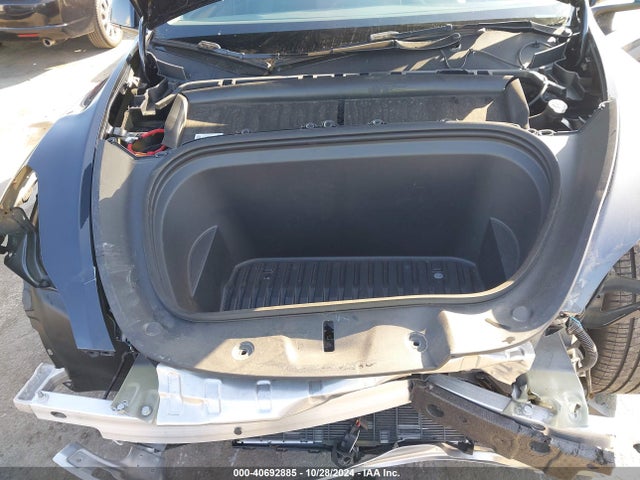 2024 TESLA MODEL Y 7SAYGDEE1RF006014 Photo 9