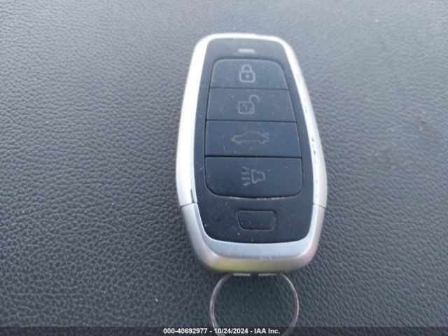 KNDCB3LC3J5156701 KIA NIRO LX