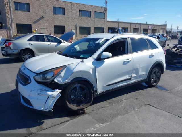 KNDCB3LC3J5156701 KIA NIRO LX