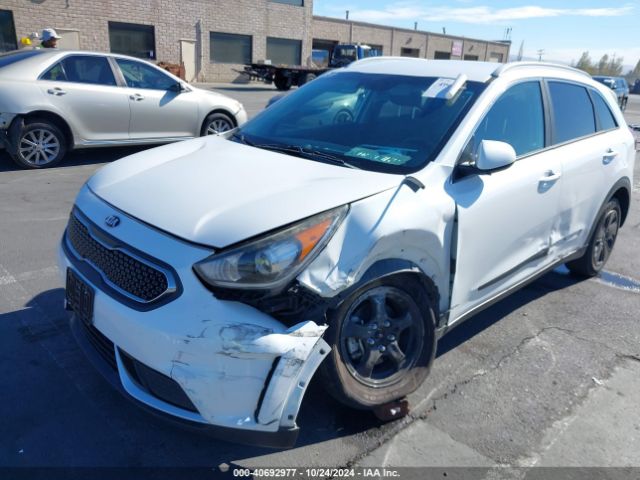 KNDCB3LC3J5156701 KIA NIRO LX