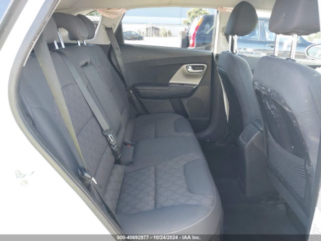 KNDCB3LC3J5156701 KIA NIRO LX