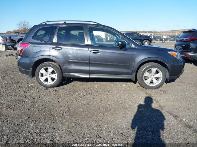 Subaru Forester 2.5i Premium 2015 JF2SJADC4FH578551 Image 13
